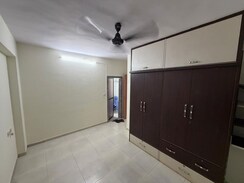 2 BHK Apartment For Rent in Vasant Oscar