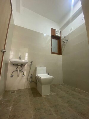 Bathroom in 2 BHK Builder Floor at Malibu Town – for Rent