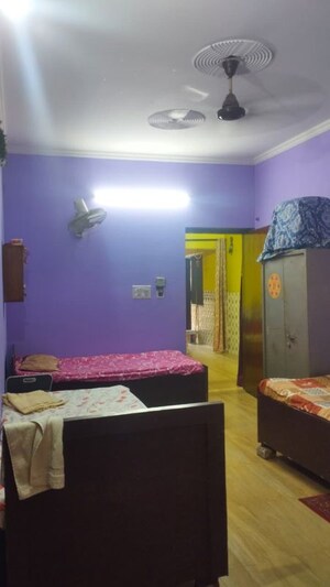Bedroom in  Pg at Sarita Vihar – for Rent
