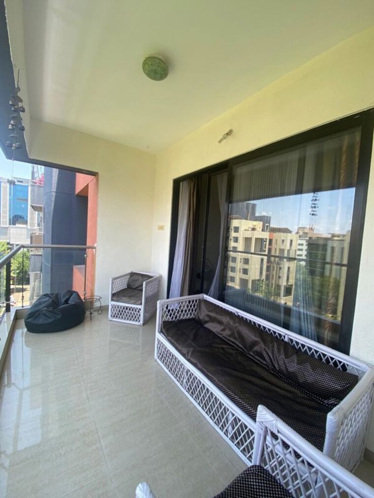 Balcony, clover-acropolis 3 Bedroom 1800 Sq.Ft. Apartment In Viman Nagar Pune 10468864