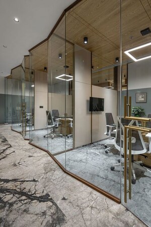  Office Space For Rent in Greater Kailash ii