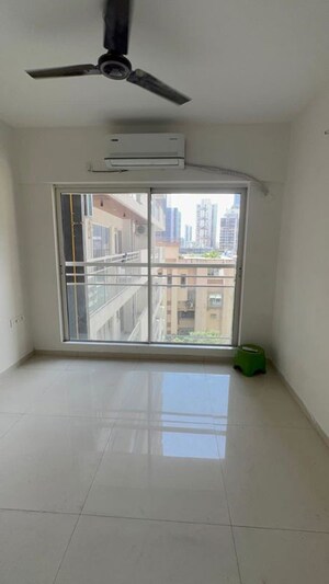 1 BHK Apartment For Rent in Sugee Atharva, Prabhadevi