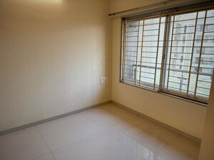 Bedroom in 2 BHK Apartment at Chembur – for Rent
