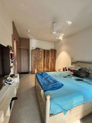 Bedroom in 2 BHK Apartment at Oyster Shell, Juhu – for Sale
