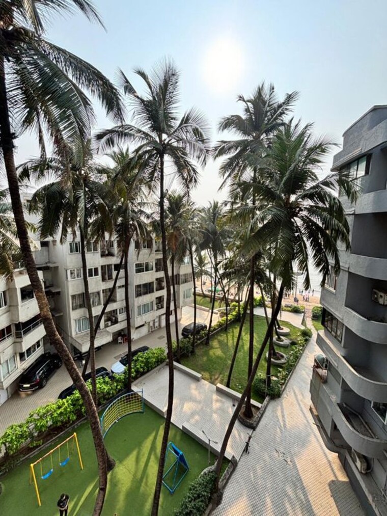 Exterior View, oyster-shell 2 Bedroom 820 Sq.Ft. Apartment In Juhu Mumbai 10468914