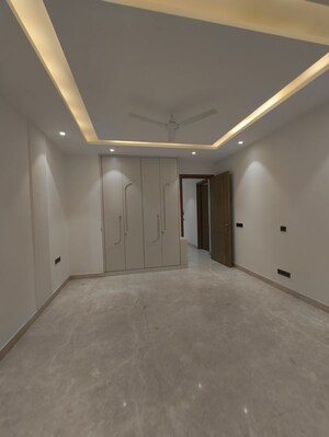 Room in 3 BHK Builder Floor at Greater Kailash I – for Sale