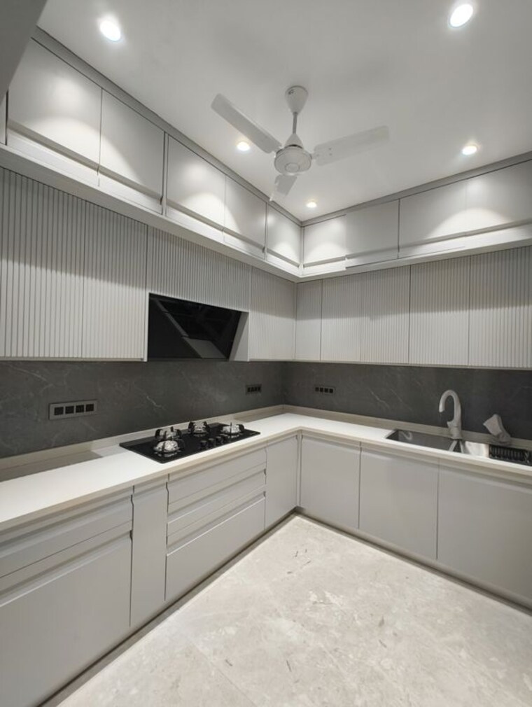 Kitchen, greater kailash i 3 Bedroom 220 Sq.Yd. Builder Floor In Greater Kailash I Delhi 10468948