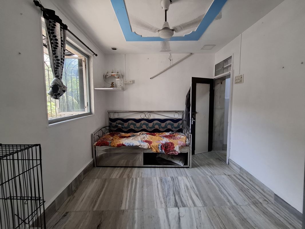 Studio  250 Sq.Ft. Apartment in Juhu Scheme