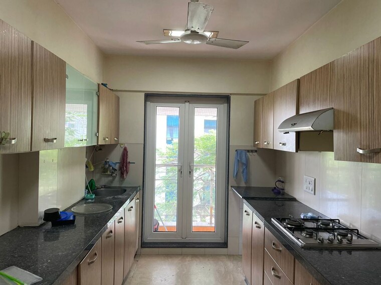 Kitchen, gym-view 4 Bedroom 1550 Sq.Ft. Apartment In Khar West Mumbai 10468990