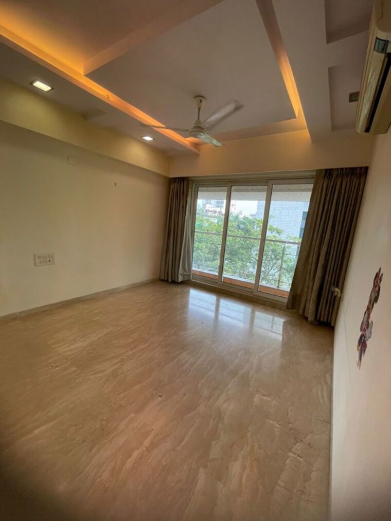Room, gym-view 4 Bedroom 1550 Sq.Ft. Apartment In Khar West Mumbai 10468990