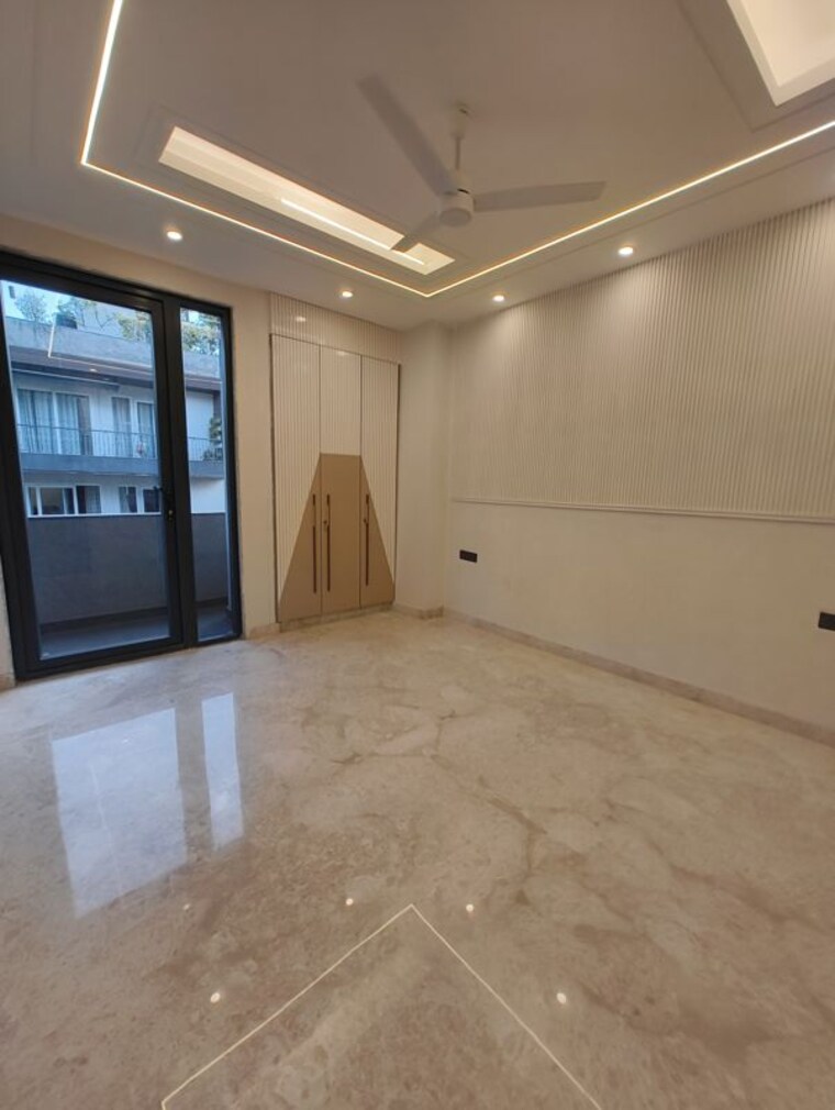 Room, greater kailash i 3 Bedroom 1800 Sq.Ft. Builder Floor In Greater Kailash I Delhi 10469030