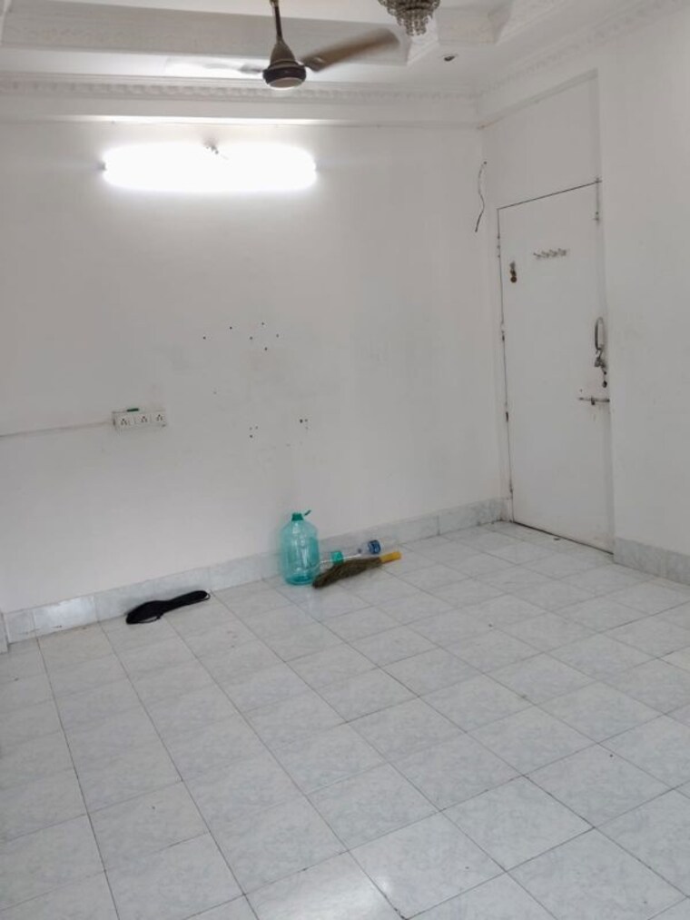 Room, daya-sagar-complex 1 Bedroom 400 Sq.Ft. Apartment In Goregaon East Mumbai 10469045