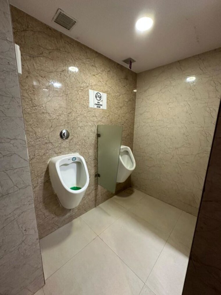 Bathroom, sandesh nagar Commercial Office Space 3300 Sq.Ft. In Sandesh Nagar Mumbai 10468568