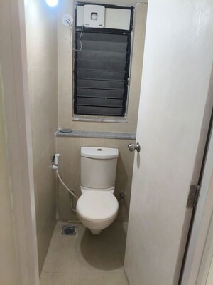 Bathroom in 1.5 BHK Apartment at Mehta Cornerstone, Kalyan West – for Rent