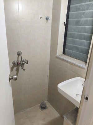 Bathroom in 1.5 BHK Apartment at Mehta Cornerstone, Kalyan West – for Rent