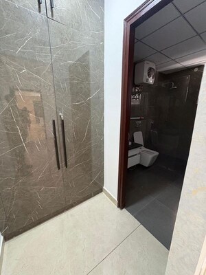 Bathroom in 3.5 BHK Apartment at Ramgarh Bhudda – for Rent