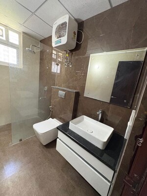 Bathroom in 3.5 BHK Apartment at Ramgarh Bhudda – for Rent