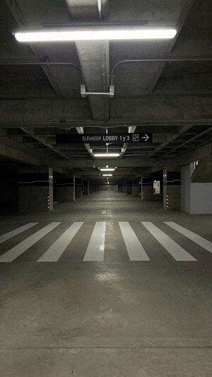 Parking in  Shop at Green Park – for Rent