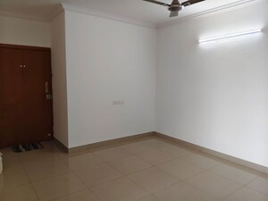 Room in 2 BHK Apartment at Mantri Webcity, Hennur – for Rent