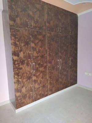 Furnished Amenities in 3 BHK Builder Floor at Ansal Plaza Gurgaon, Palam Vihar – for Rent