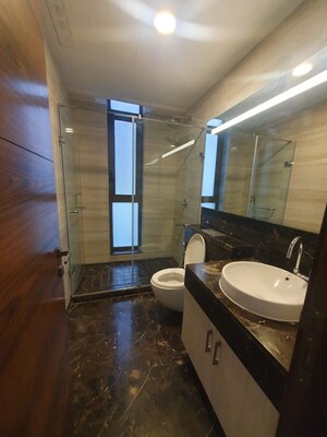 Bathroom in 3 BHK Apartment at M3M Golf Estate Fairway East, Sector 65 – for Rent