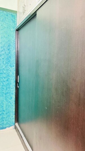 Room in 3 BHK Apartment at Shreel Vedant 98, Nava Naroda – for Rent