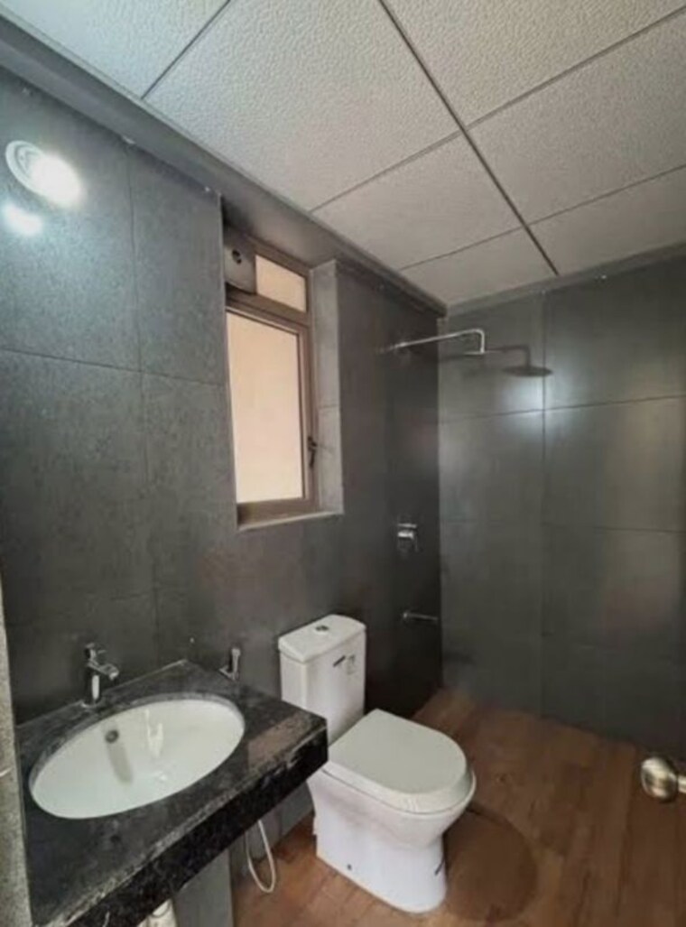 Bathroom, kalpataru-parkcity-estella 2 Bedroom 750 Sq.Ft. Apartment In Kolshet Road Thane 10469237