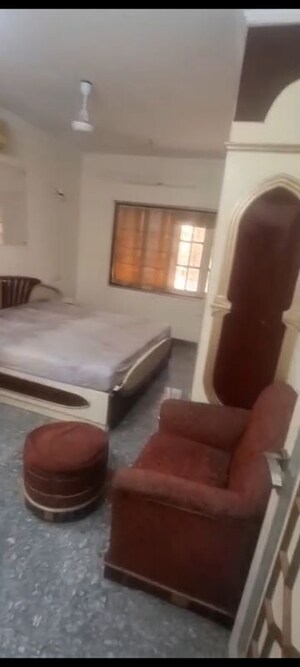 Living Room in 3 BHK Apartment at Renaisance Towers, Andheri West – for Rent