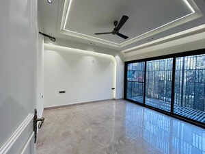 3 BHK Builder Floor For Sale in Sushant Lok I