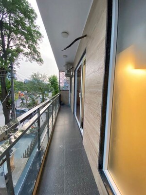 Balcony in 2 BHK Builder Floor at Palam Vihar Residents Association, Palam Vihar – for Rent