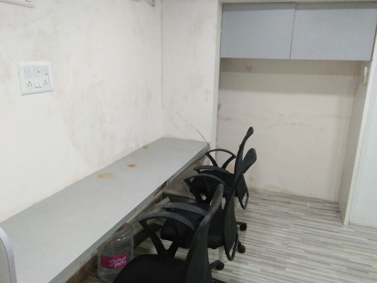  Parking, kharghar Commercial Office Space 585 Sq.Ft. In Kharghar Navi Mumbai 10469242