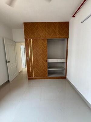 Room in 3 BHK Apartment at Brigade El Dorado Krypton, Bagaluru – for Rent