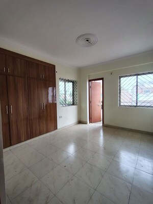 Room in 3 BHK Apartment at Morabadi – for Sale