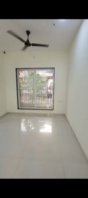 Room in 1 BHK Apartment at Vaishnavi Apartment, Kalyan East – for Sale