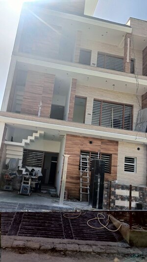  Plot – Exterior View View at South Mullanpur - for Sale