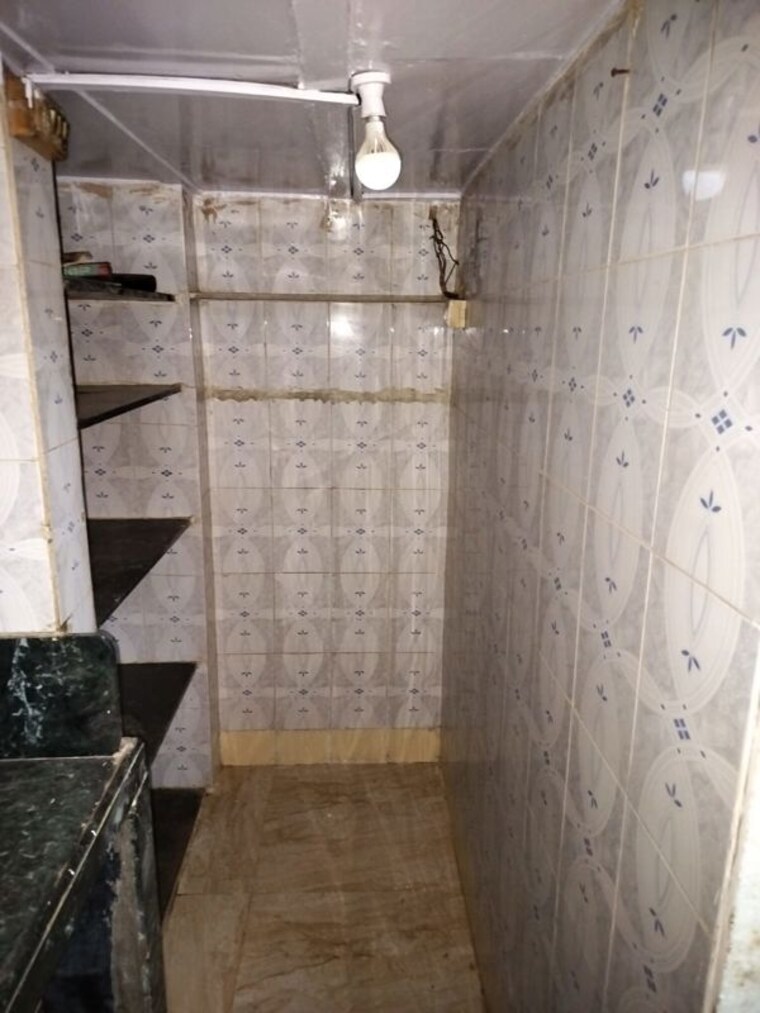 Bathroom, mahada-building 1 RK 225 Sq.Ft. Apartment In Malad West Mumbai 10469387