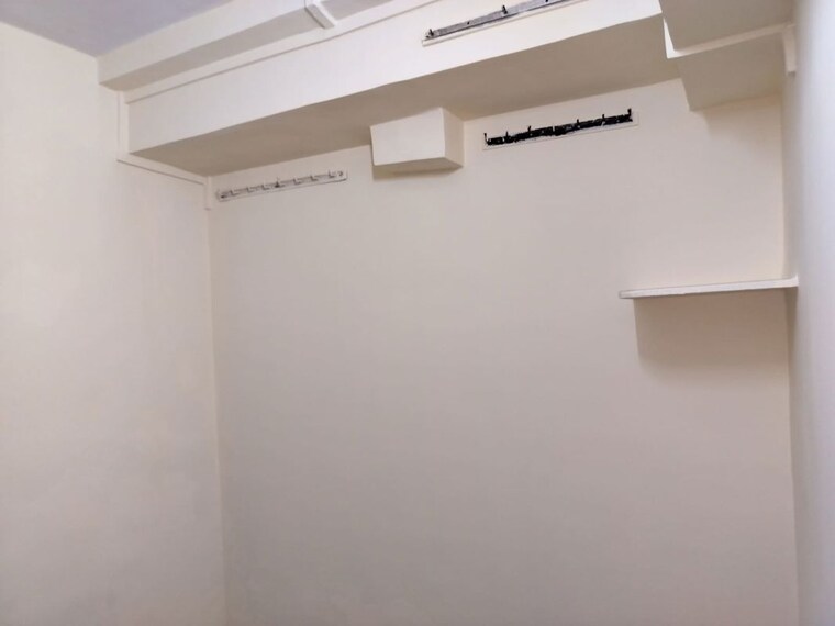 undefined, mahada-building 1 RK 225 Sq.Ft. Apartment In Malad West Mumbai 10469387