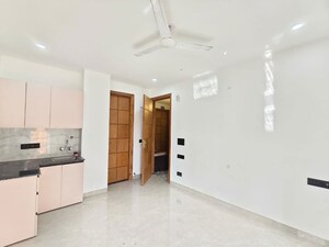 Room in 1 RK Builder Floor at Vasant Kunj Enclave – for Rent