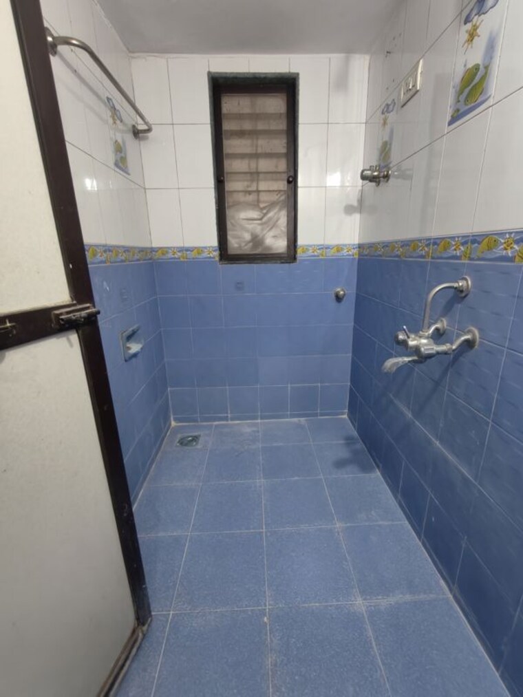 Washroom, pratik-chs-thane 1 Bedroom 500 Sq.Ft. Apartment In Samata Nagar Thane 10469442