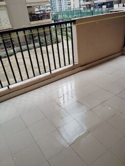 3 BHK Apartment For Rent in Gaur City 2 - 14th Avenue