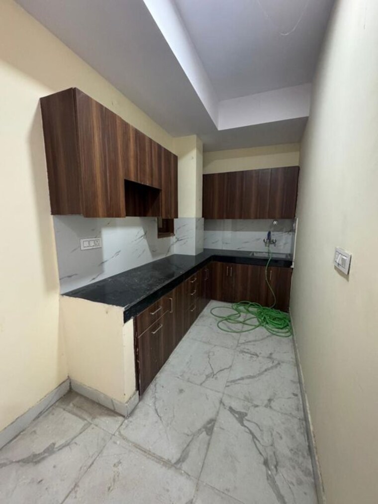 Kitchen, malviya nagar 3 Bedroom 100 Sq.Ft. Builder Floor In Malviya Nagar Delhi 10469474