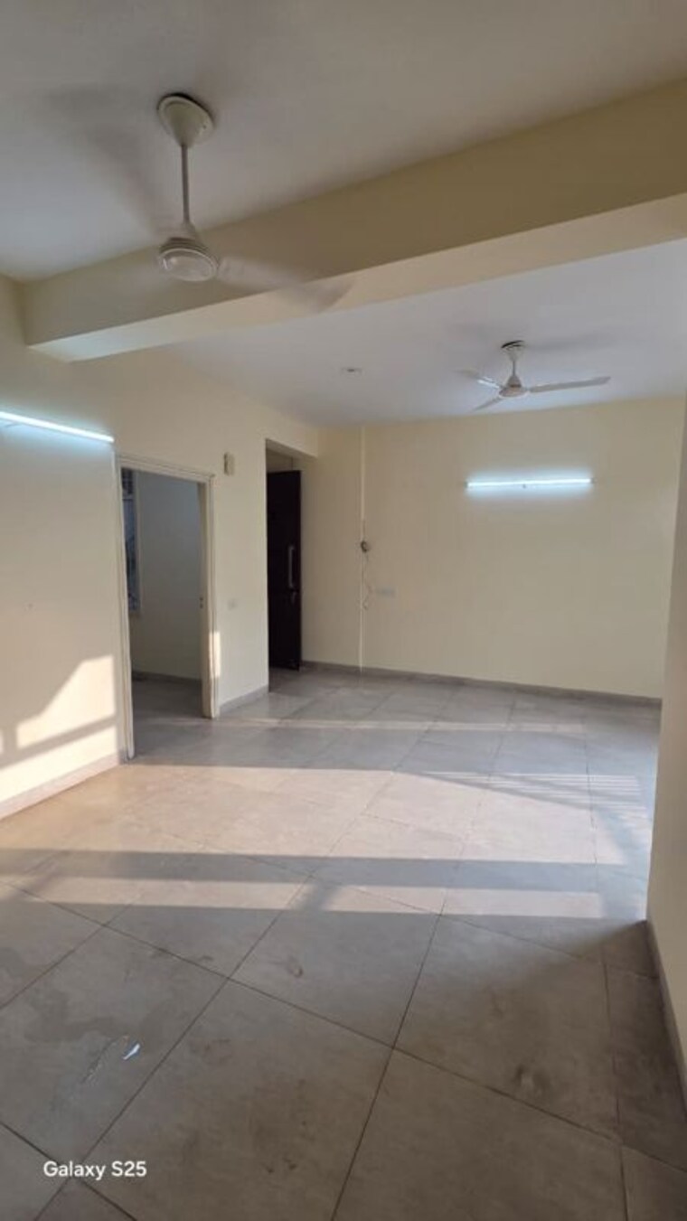 Room, malwa-escon-arena 3 Bedroom 1600 Sq.Ft. Apartment In Lohgarh Zirakpur 10469498