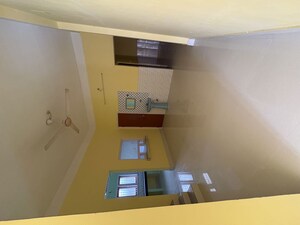 Room in 2.5 BHK Apartment at Chandmari – for Rent