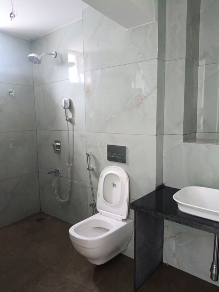 Bathroom, sai-krishnas-sreenidhi-towers 3 Bedroom 2438 Sq.Ft. Apartment In Sri Nagar Colony Hyderabad 10469483
