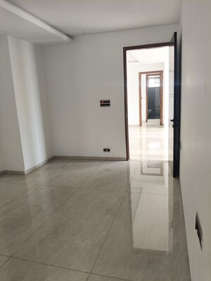 Room in 3 BHK Apartment at Sai Krishnas Sreenidhi Towers, Sri Nagar Colony – for Sale
