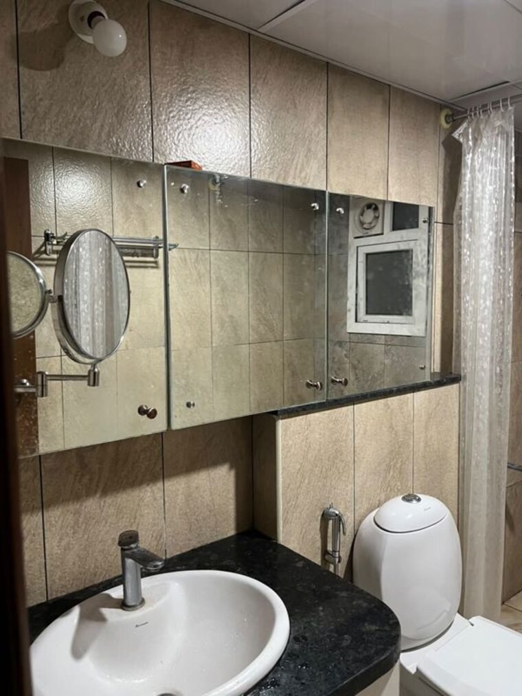 Bathroom, prestige-song-of-the-south-phase-2 3 Bedroom 1748 Sq.Ft. Apartment In Yelenahalli Bangalore 10448359