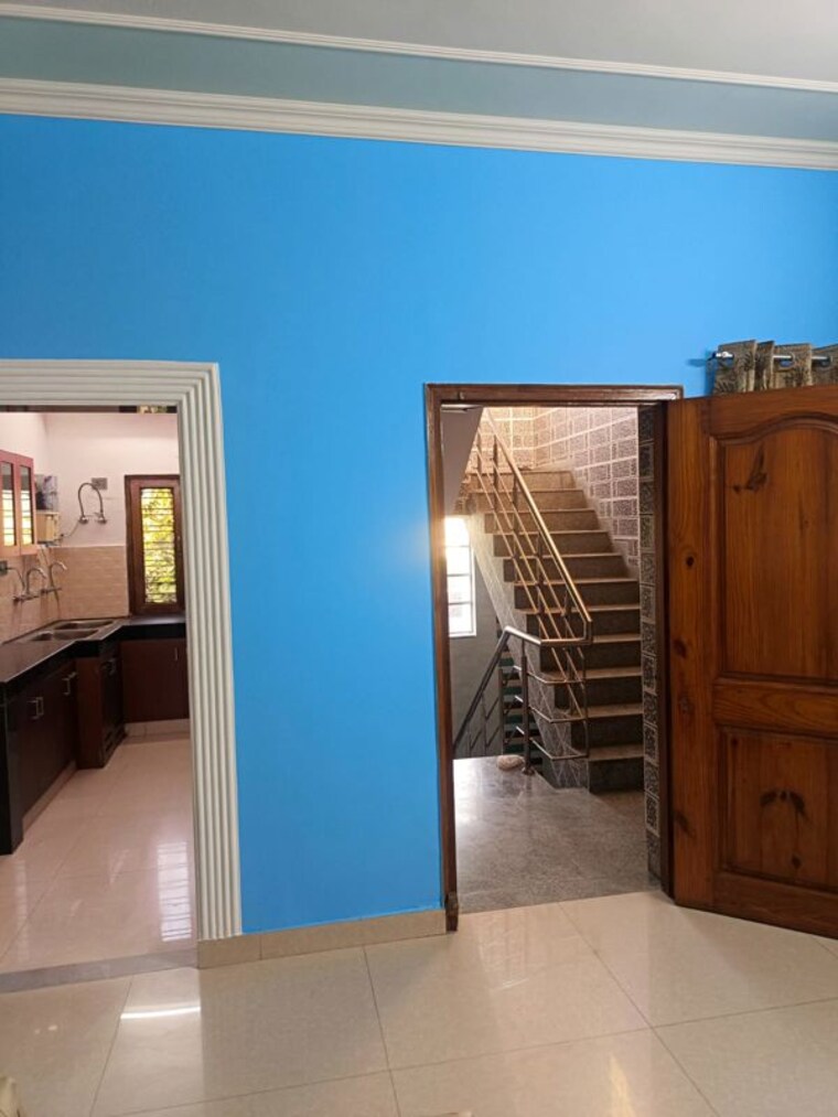 Room, rwa-jalvayu-vihar-noida 2 Bedroom 1450 Sq.Ft. Apartment In Sector 25 Noida 10469528