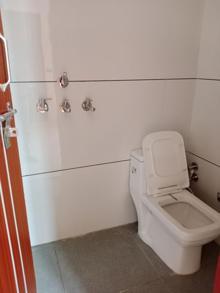 Bathroom, sector 18 2 Bedroom 827 Sq.Ft. Builder Floor In Sector 18 Panipat 10469556