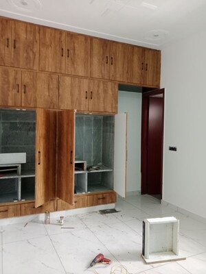 Furnished Amenities in 2 BHK Builder Floor at Sector 18 – for Rent