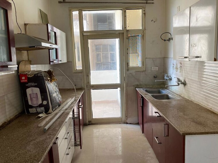 Kitchen, singla-south-city 3 Bedroom 1450 Sq.Ft. Apartment In Lohgarh Zirakpur 10469559